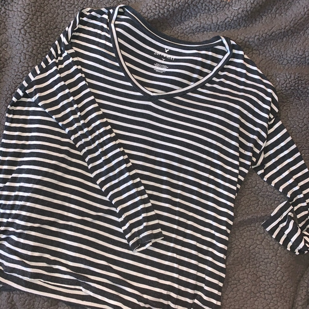 American Eagle shirt